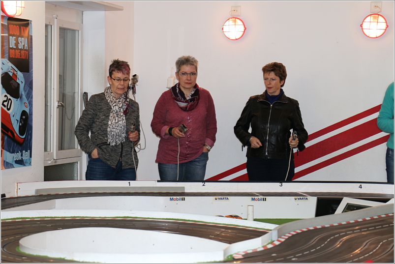 7.Dez. im Renncenter (11)